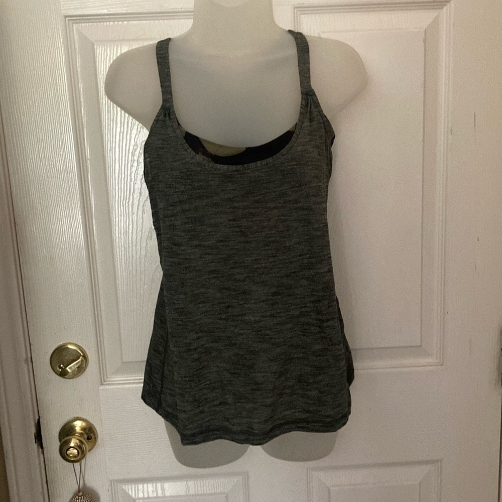 Lululemon Sunset Salutation Tank Women 8 Butterfly Built in Bra Luon Gum Yoga - Picture 1 of 4